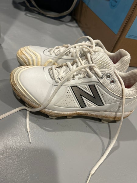 Men's Size M 7.0 (W 8.0) New Balance