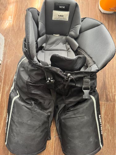 Men's Senior Bauer Nexus Hockey Pants Pro Stock (Used)LA Kings