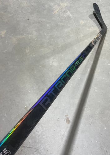 CCM Trigger 9 Pro Stock Hockey Stick Grip 85 Flex P90 Left 9627