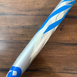 Demarini CF Zen 32/21 (-11) Fastpitch Softball Bat