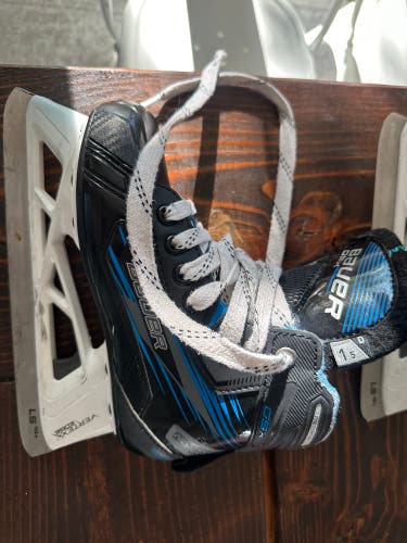 2024 Bauer GSX Hockey Goalie Skates Regular Width Size 1.5 (Used)