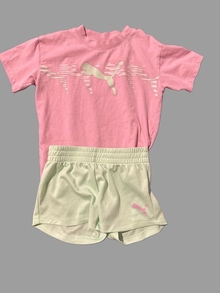 Small Girls Puma Shorts & shirt set (Used)