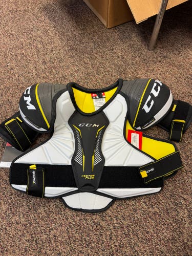 Men's Small Senior CCM Vector Plus Shoulder Pads (New)