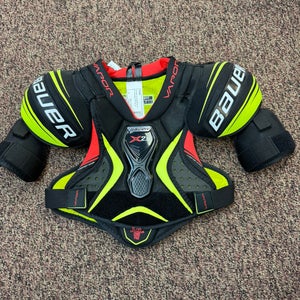 Men's Small Junior Bauer Vapor X2.9 Shoulder Pads (New)