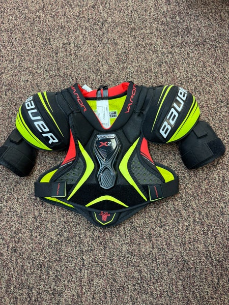 Men's Small Junior Bauer Vapor X2.9 Shoulder Pads (New)