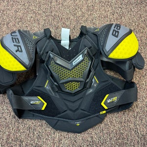 Men's Large Senior Bauer Ultra Sonic Shoulder Pads (New)