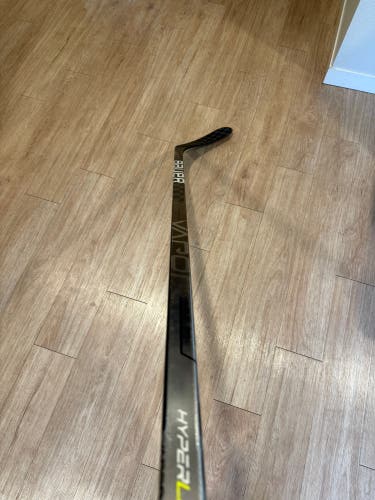 Senior Bauer Vapor ADV Right Handed Hockey Stick P92 Pro Stock (Used)