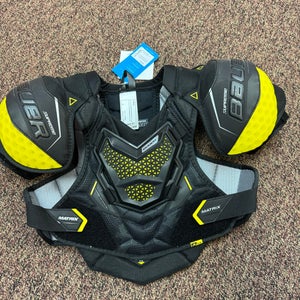 Men's Medium Junior Bauer Supreme Matrix Shoulder Pads (New)