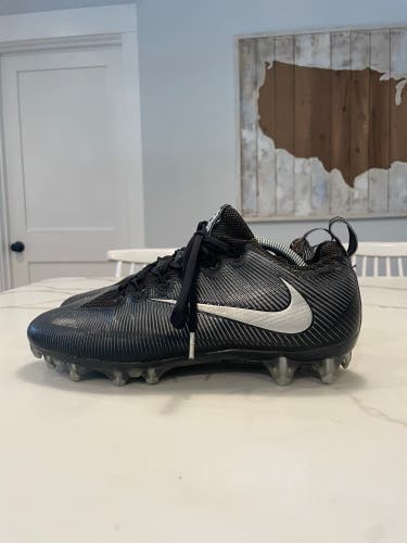 Nike Vapor Untouchable Pro Football Cleats Size 9.5 - Men's - 833385 002