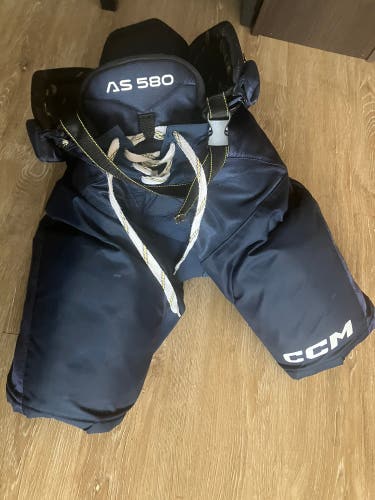Senior Medium CCM AS580 pants (barely used)