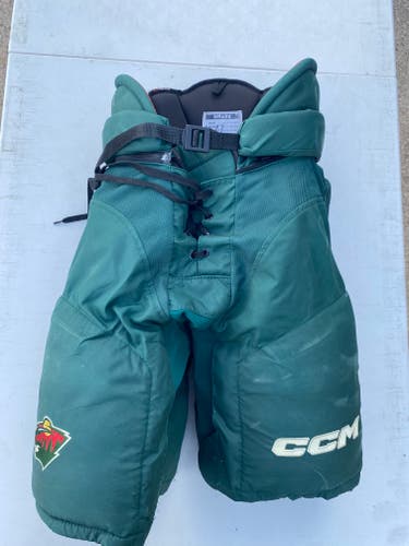 CCM HP45X Pro Stock Hockey Pants Medium Minnesota Wild Green 89034