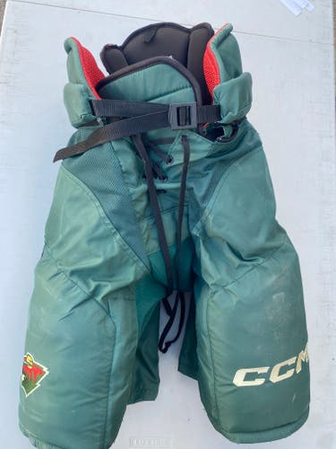 CCM HP45X Pro Stock Hockey Pants Medium Minnesota Wild Green 54320