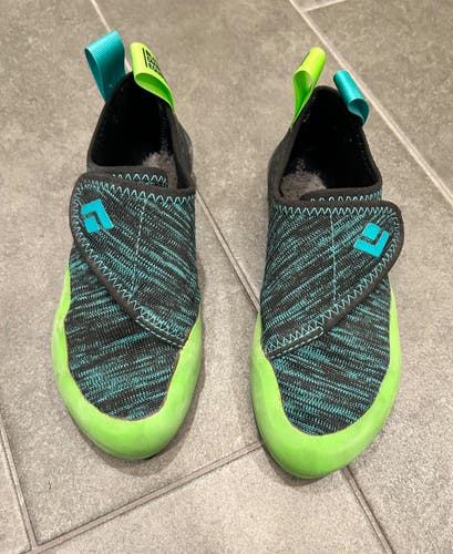 Kids Size 3.0 Black Diamond Climbing Shoes (Used)