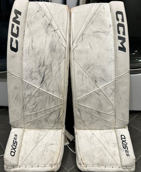 28" + 1" CCM Goalie Leg Pads (Used)