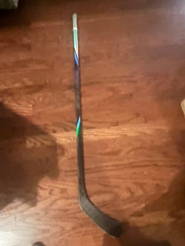 Intermediate Bauer Nexus Tracer Left Hand Hockey Stick P90TM (Used)