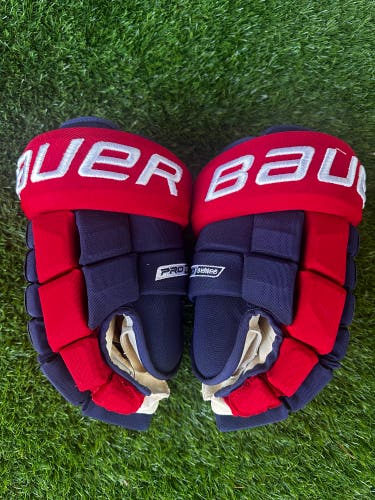 Patrick Kane Team USA Bauer Pro Series Gloves 14" Pro Stock