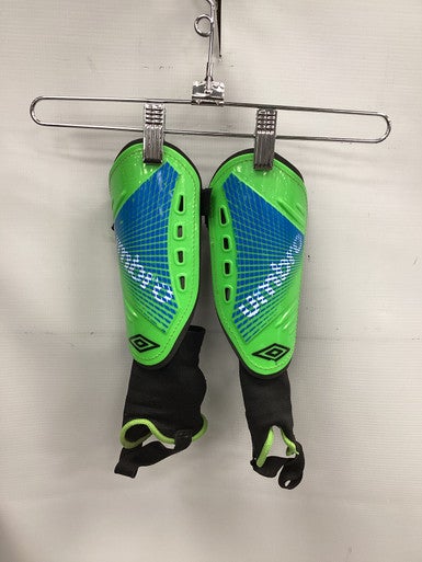 Used Umbro Soccer Shin Guards Junior Green XL 11851-S000038280