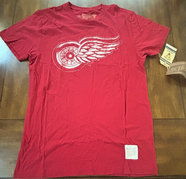 Detroit Red Wings Shirt Mens Small Red NHL Hockey Vintage Hockey Tee Retro Brand