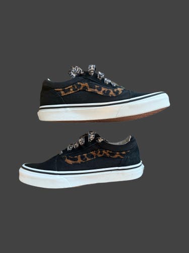Black Unisex Youth 2.5Y (Big Kids / Youth) Vans (Used)