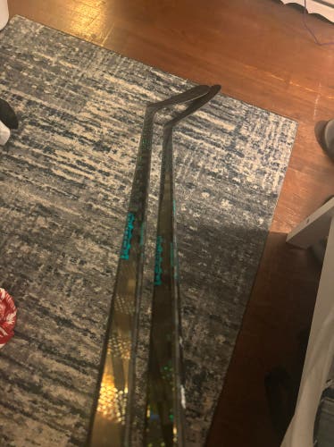 *2 pack* Bauer Twitch Right Handed Hockey Stick P92 Pro Stock (New)
