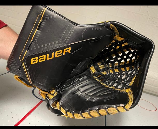 Bauer SUPREME MACH Regular Pro Stock (Used)
