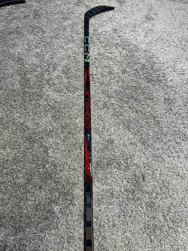 Intermediate CCM Jetspeed FT7 Pro Left Hand Hockey Stick P28 (Used)