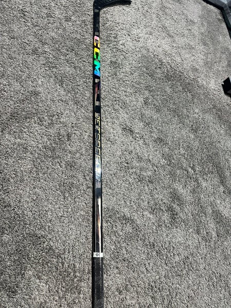 Intermediate CCM Jetspeed FT7 Pro Left Hand Hockey Stick P28 (Used)