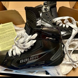 2025 Bauer Pro Hockey Goalie Skates Regular Width 8 (New)