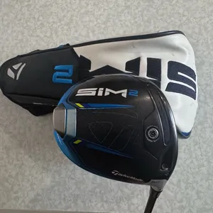 Taylormade Sim 2 Driver 8 Degree Hzrdus Smoke Graphite Stiff Flex + Headcover RH