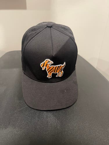 Tiger Woods GOAT Black Waggle Adult Unisex One Size Fits All Hat (New)