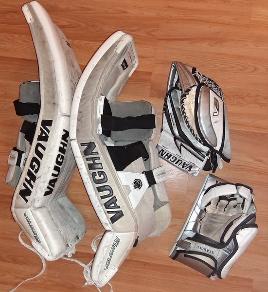 34+2" Vaughn V9 Regular Goalie Full Set (Used)