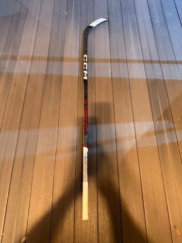 Macklin Celebrini Boston University CCM FT6 Pro Stick (1b)