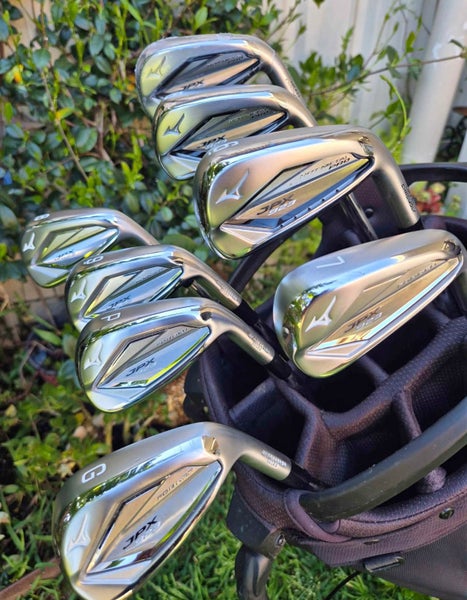 Men's Mizuno JPX 923 Forged Right Handed Iron Set (7 Clubs) #5 - #9, PW, GW