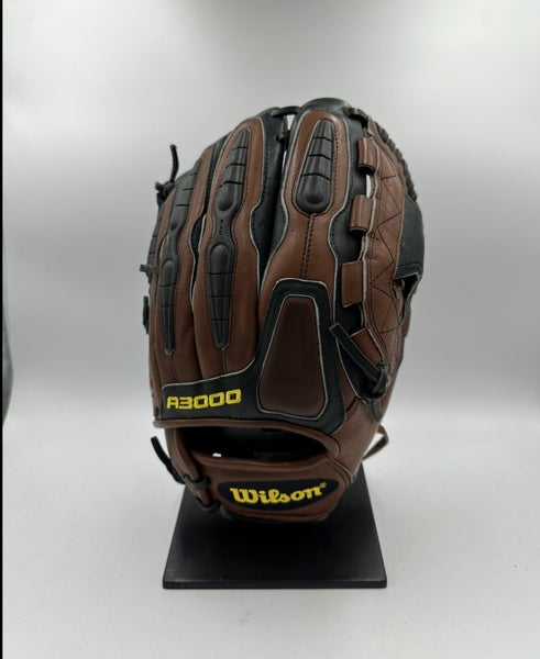 RARE Wilson A3000 K34 Kerry Wood 12" NWT Discontinued RHT