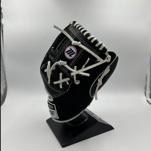 Marucci Night Shift Model 53 "Chuck Taylor" 11.5" NWOT RHT Baseball Glove I-Web