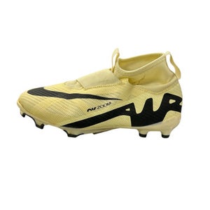 Used Nike Soccer Cleats Tan Junior 04 11863-S000023855