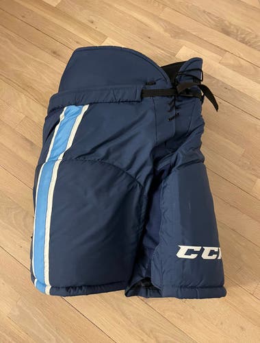 Men's Senior Medium CCM MHP520 Hockey Pants Pro Stock (Used)