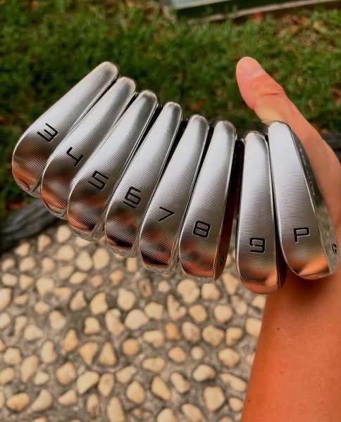 TaylorMade P7TW Iron Set 8 Pieces