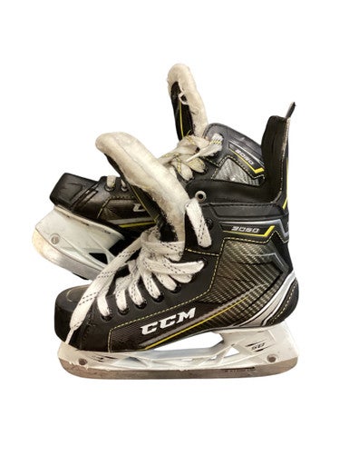 Used CCM TACKS SKATES Intermediate Hockey Skate Black Intermediate 4.5 11884-S000053127