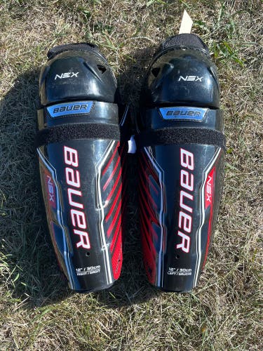 Junior Bauer NSX Shin Pads 12" (Used)