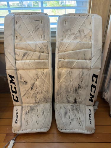 30" 2022 CCM Extreme Flex 5.9 Goalie Leg Pads (Used)