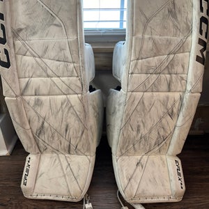 32" 2024 CCM Extreme Flex E6.9 Goalie Leg Pads (Used)