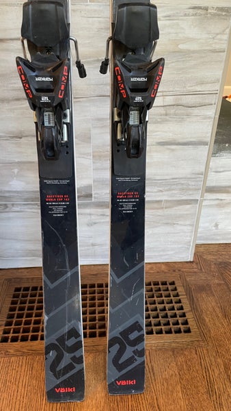 Used 2025 Volkl Racetiger GS Non-FIS R25 (183) Skis with Marker