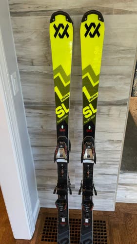 Used 2025 Volkl Racetiger FIS (soft) 155 SL Skis with Marker Comp 12 Bindings (1)