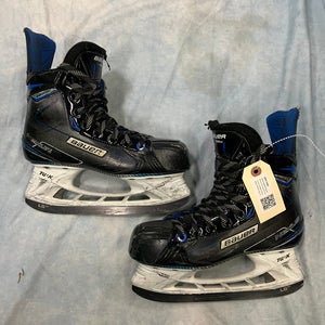 Intermediate Bauer Nexus Freeze Pro Hockey Skates Extra Wide Width Size 4.5 (Used)