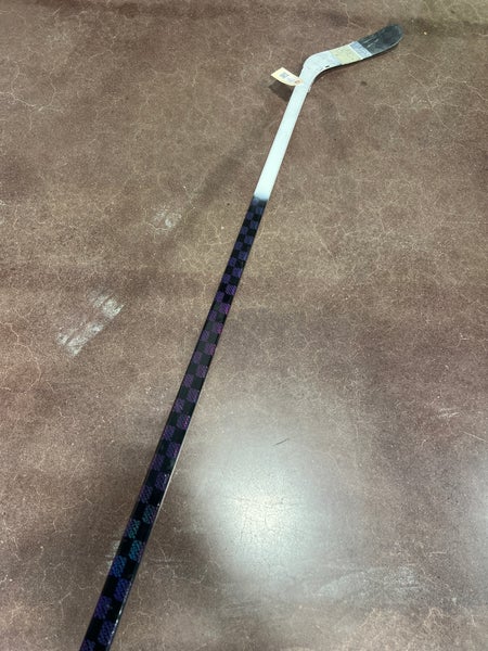 Senior PRO Hockey Stick Right Handed (Used)