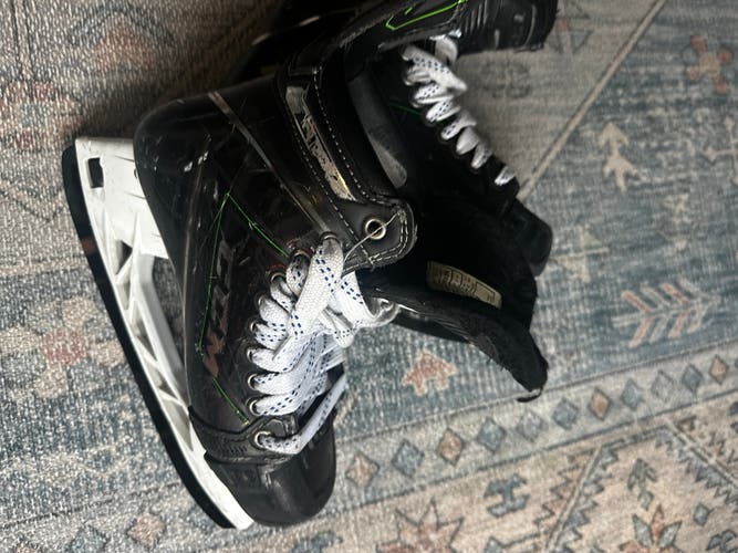 2024 CCM RibCor 100k Pro Hockey Skates Size 6 (Used)