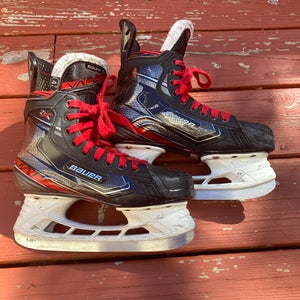 2019 Bauer Vapor 2X Hockey Skates Size 5.5 (Used)