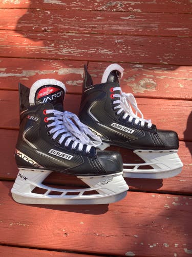 2023 Bauer Vapor X3.5 Hockey Skates 6 (New)