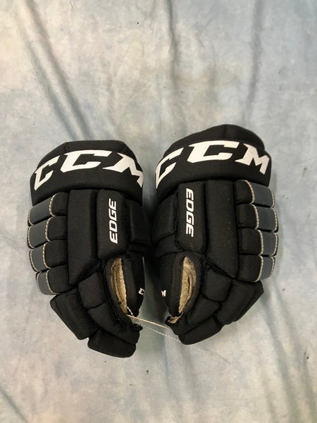Black Junior CCM Edge Gloves 12" (Used)